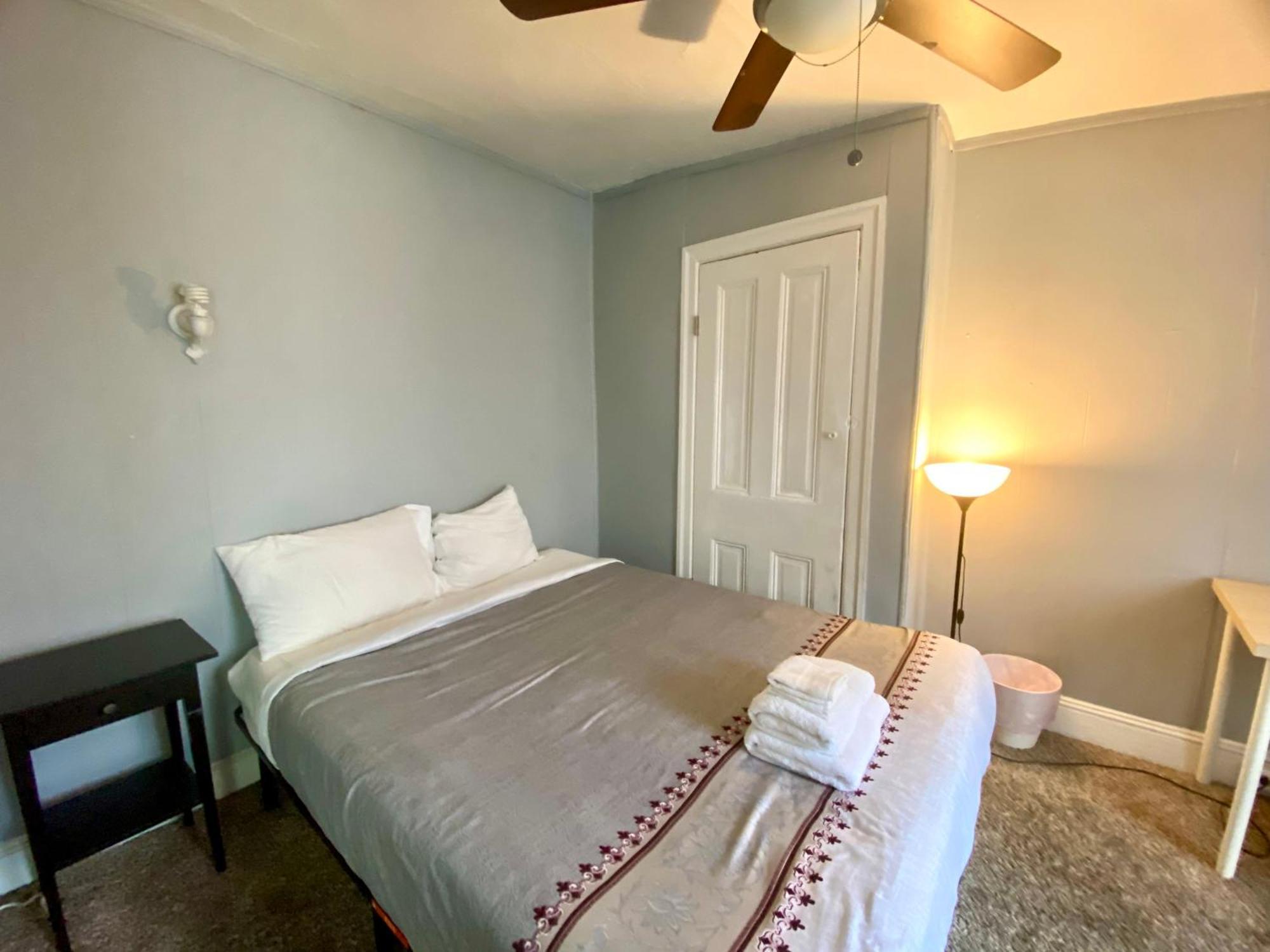 Clover 2900 - Apartment And Rooms With Private Bathroom Near Washington Ave South Philly Φιλαδέλφεια Εξωτερικό φωτογραφία